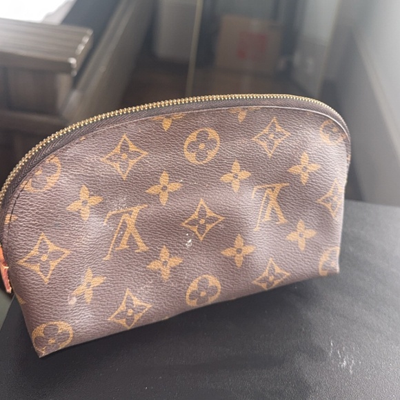 Louis Vuitton Cosmetic Pouch - Picture 1 of 3